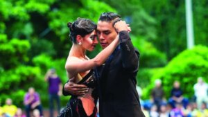 Medellín se prepara para celebrar el Festival Internacional de Tango 2025 al son de Carlos Gardel