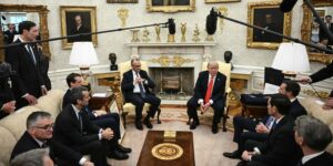Merz le implora a Trump que vuelva a salvar a Europa de la guerra