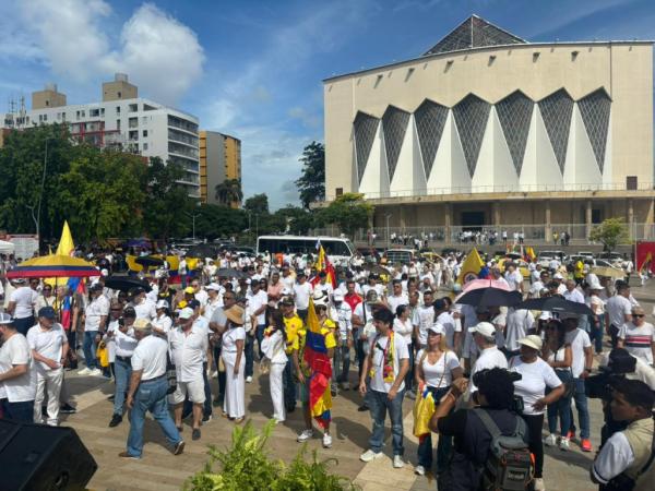 Minuto a minuto del recorrido de la marcha del silencio en Colombia | Regiones | Economía