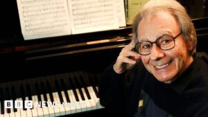Muere Lalo Schifrin, el compositor argentino de la mítica banda sonora de "Misión imposible"