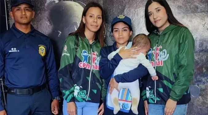 Mujer abandona a su bebé para presionar al padre a volver con ella