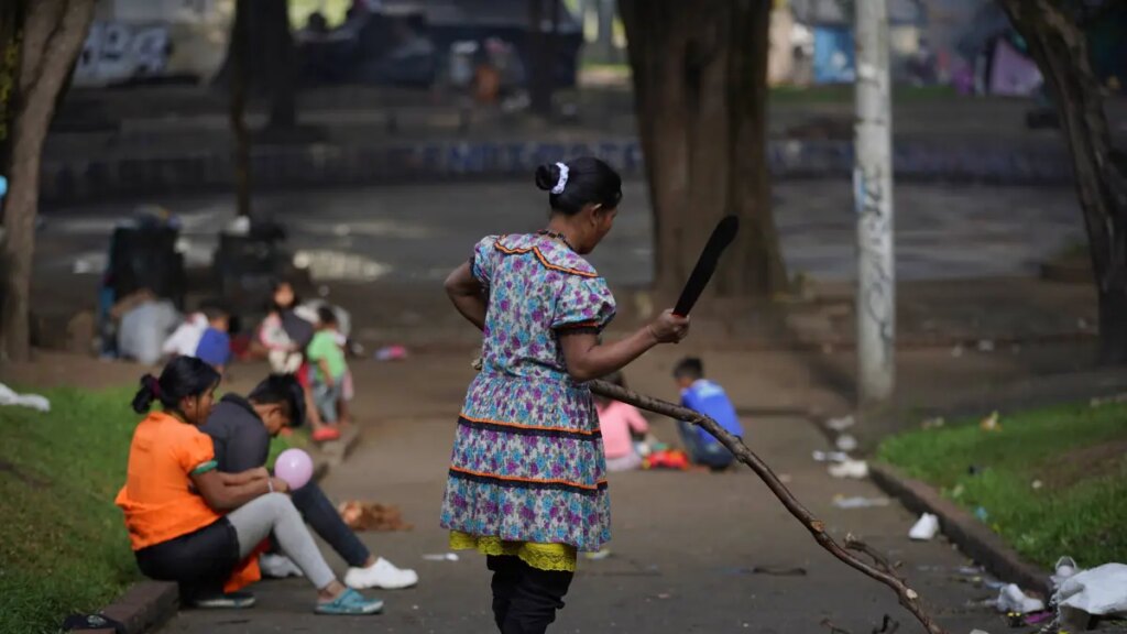 Mutilación femenina, agresiones físicas y las violencias que no cesan contra mujeres y niñas emberás en Colombia