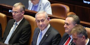 Netanyahu sobrevive a la votación de la disolución del Parlamento en medio de la crisis por el reclutamiento de ultraortodoxos