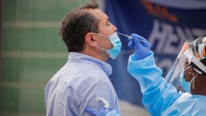 "No podemos decir que SARS-CoV-2 no está circulando en Venezuela", indica presidenta de Sociedad Venezolana de Infectología