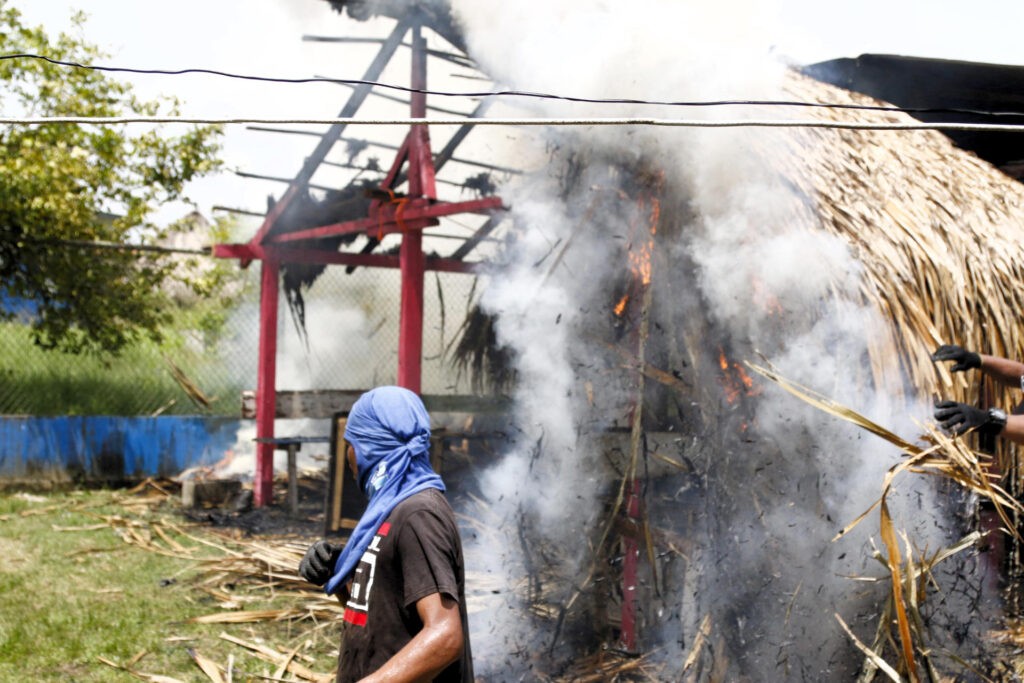 "No queremos ningún diálogo", dicen manifestantes en Panamá en medio de protestas en contra de una reforma a la Seguridad Social (Fotos) - AlbertoNews