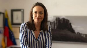 «Nunca como hoy se han alineado todos los vectores a favor de una transición a la democracia»