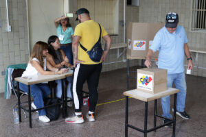 PUD analiza si participa en elección de gobernadores y diputados