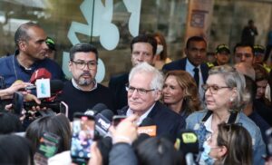 Padre de Miguel Uribe Turbay: “Colombianos, quiero dar las gracias, sigamos orando” - AlbertoNews