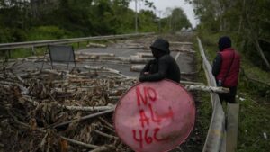 Panamá: Detenido líder bananero por bloqueo de carreteras