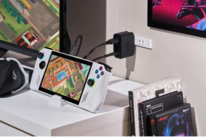 Para disfrutar de tus juegos en la nube, tanto en el sofá como en tu tele, la Asus ROG Ally es una apuesta segura que vuelve a precio mínimo