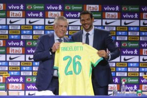 Primera lista incluye a Casemiro y Vinícius; no a Neymar