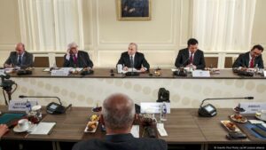 Putin hablaría con Zelenski al final de negociaciones de paz – DW – 19/06/2025