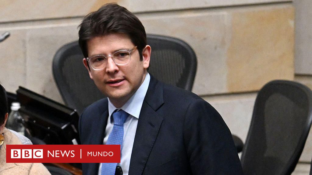 Quién es Miguel Uribe Turbay, el precandidato presidencial del partido de Álvaro Uribe en Colombia que fue baleado en un mitin en Bogotá