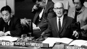 Quién fue Alfonso García Robles, el diplomático mexicano que ganó el Nobel de la Paz en 1982 por su esfuerzo para que América Latina sea una región libre de armas nucleares