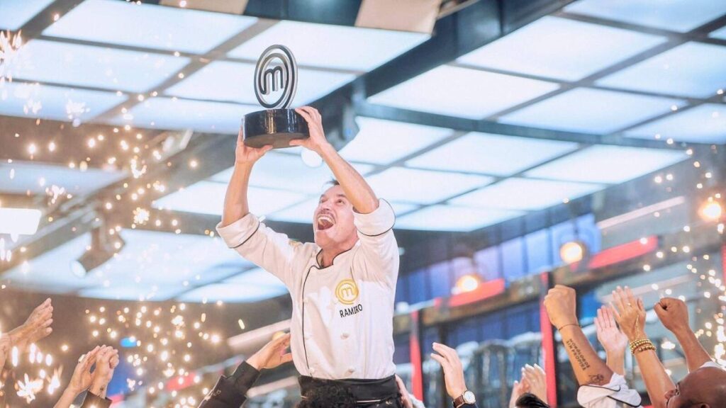 Ramiro Meneses, ganador de 'MasterChef Celebrity' 2022, contó por qué no prosperó el negocio que abrió con el premio: 'Zapatero a tus zapatos'