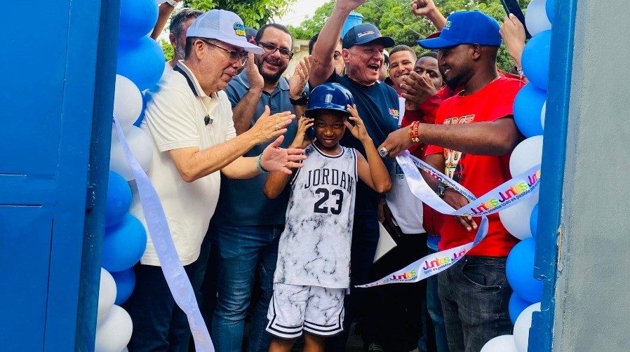 Reinauguran estadio Oscar Santiago Escobar en La Sabana con respaldo del poder popular