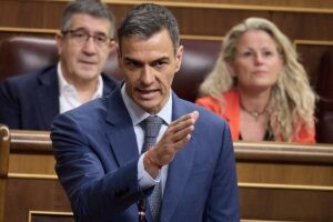 Sánchez ataca al PP con la "enciclopedia de corrupción" en sus CCAA y Feijóo dice que solo esperan su carta de dimisión
