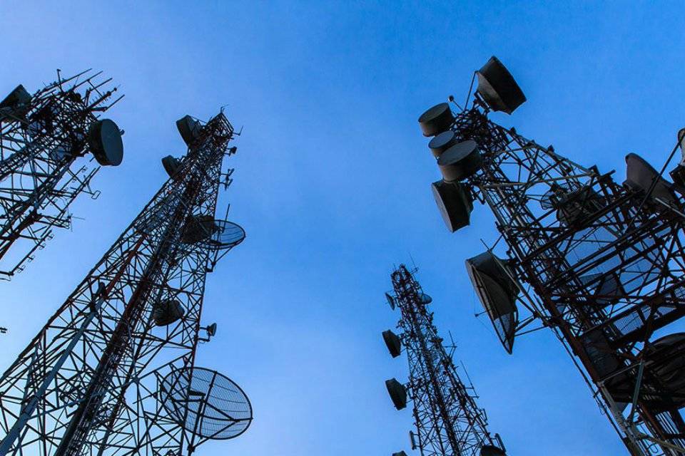 Sector telecomunicaciones busca recuperación a pesar de las tarifas congeladas