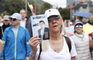 Senador Uribe Turbay sigue "en estado crítico" y con "escasa respuesta", según médicos