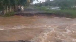 Sigue suspendido paso vial entre Barinas y Apure ante crecida de ríos en la zona