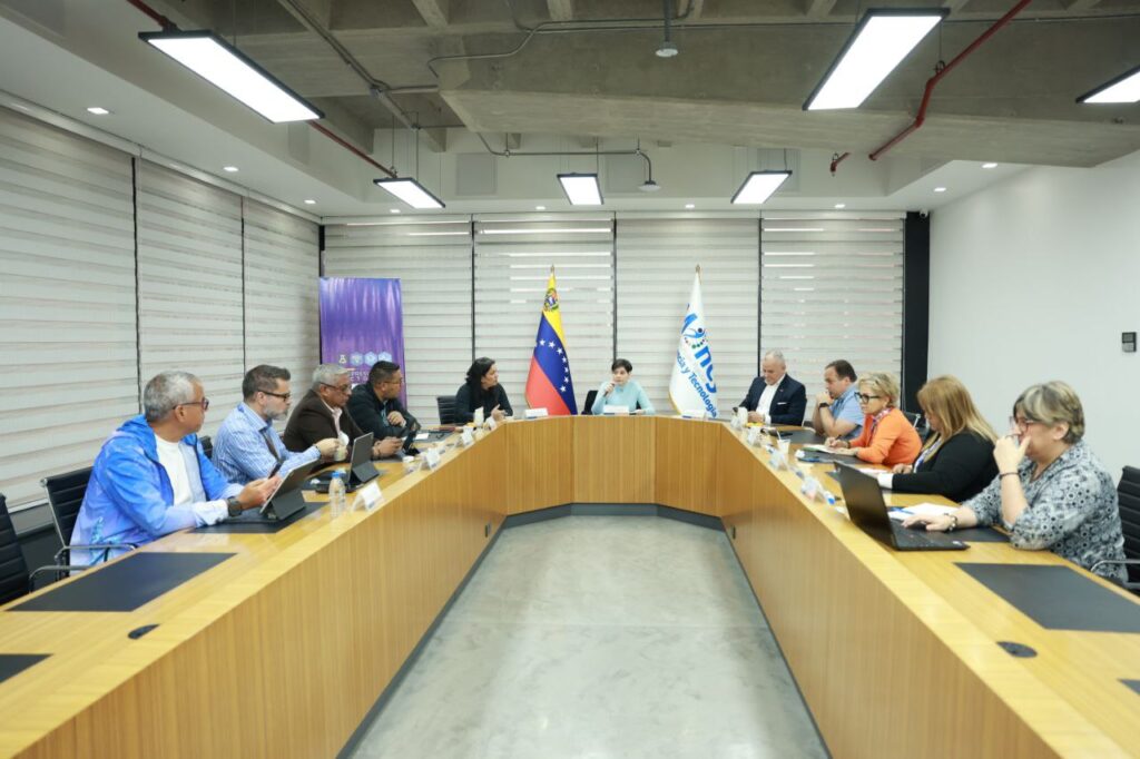 Sistema Nacional de Ingreso garantiza cupo universitario a jóvenes bachilleres