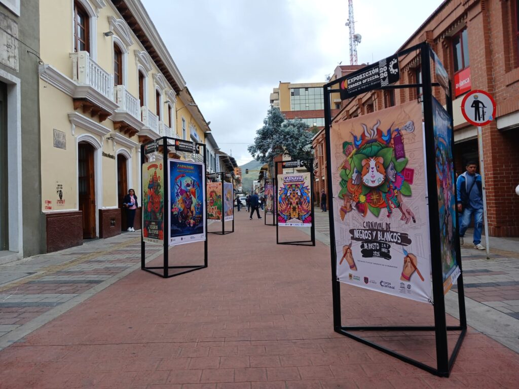 TREINTA PROPUESTAS ARTÍSTICAS COMPITEN POR SER LA IMAGEN OFICIAL DEL CARNAVAL DE NEGROS Y BLANCOS 2026