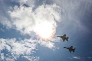Taiwán detecta la mayor cifra de incursiones de aeronaves de guerra chinas en ocho meses - AlbertoNews