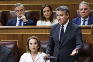«Tiene que dimitir ya», exigió Alberto Núñez Feijóo al señalado Pedro Sánchez