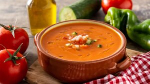 Tres errores imperdonables que cometemos al preparar gazpacho