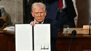 Trump sopesa añadir 36 países a la prohibición de entrada – DW – 15/06/2025