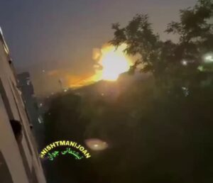 ÚLTIMA HORA | Confirman que ataque israelí incendia el cuartel general de la Guardia Revolucionaria de Irán - AlbertoNews