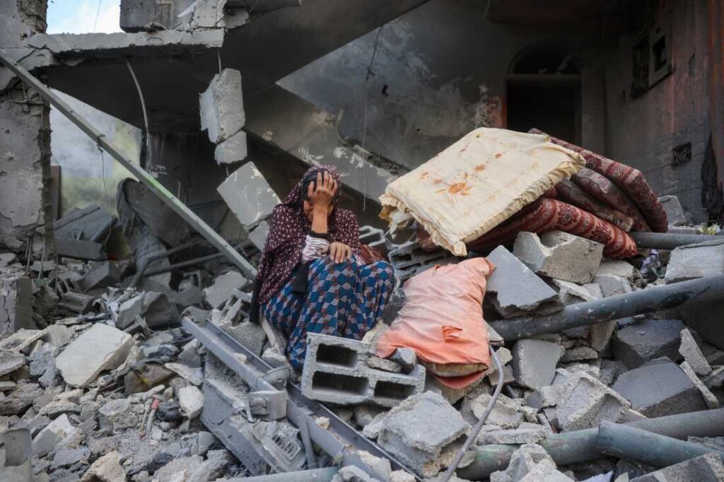 Un apagón de comunicaciones afecta a la mitad de Gaza por segundo día consecutivo - AlbertoNews