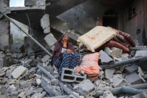 Un apagón de comunicaciones afecta a la mitad de Gaza por segundo día consecutivo - AlbertoNews