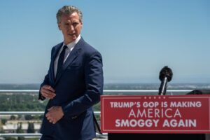 Un tribunal rechaza la petición de Newsom para paralizar el despliegue de militares en California