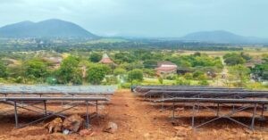 Una nueva planta solar impulsa el avance de energías renovables de Zimbabue : IPS Agencia de Noticias