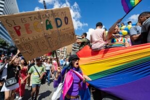 Venezolanos marcharon en Caracas para exigir avances en derechos de la comunidad Lgbti