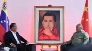 Venezuela y China acuerdan fortalecer cooperación para formar militantes