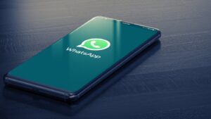 WhatsApp estrenó una calculadora para no salir de los chats: cómo se usa