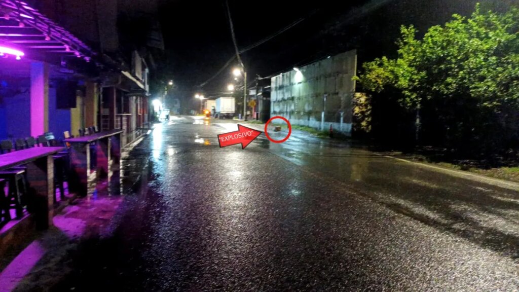 artefacto explosivo detonó cerca del comando de Policia de Puerto Valdivia