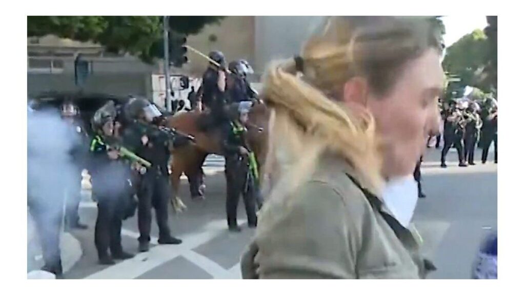 balearon a una periodista en vivo durante las protestas en Los Ángeles