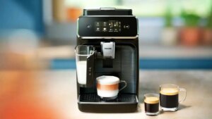 café con leche cremoso y molinillo integrado