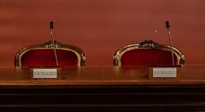 casi un millón de euros hasta abril