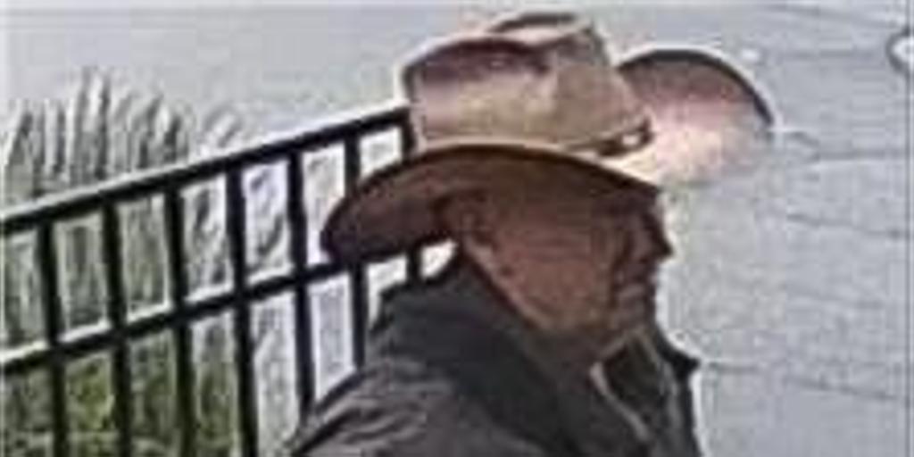 devoto evangélico, compañero de una de sus víctimas y todavía fugado