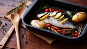 el sencillo truco para que el pescado al horno quede siempre jugoso