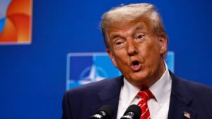 El presidente de EEUU, Donald Trump, durante la rueda de prensa posterior a la cumbre de la OTAN.