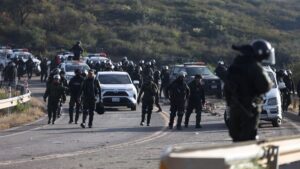 hay cinco muertos por las confrontaciones entre policías y partidarios de Evo Morales