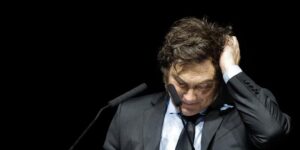 la Justicia declara inconstitucional el decreto que limita el derecho de huelga