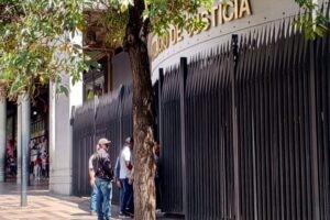 la realidad de miles de presos políticos excarcelados en Venezuela