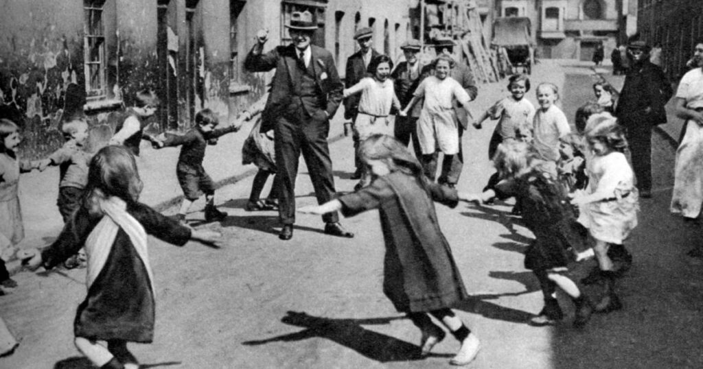 la vida de los pobres en el siglo XIX era más feliz, limpia y esperanzadora de lo que se creía