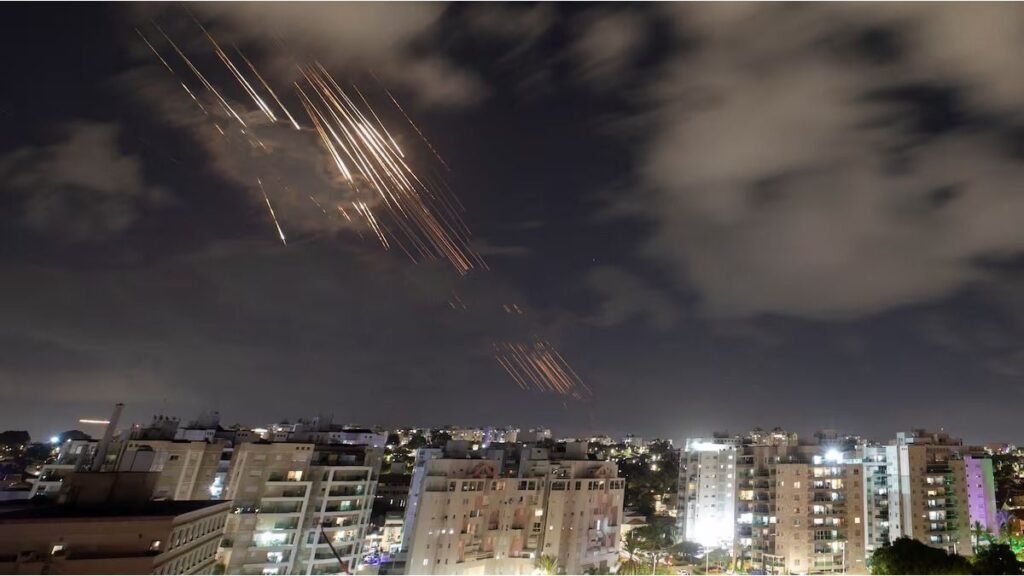 los misiles impactaron en Haifa y amenazaron con ataques más severos